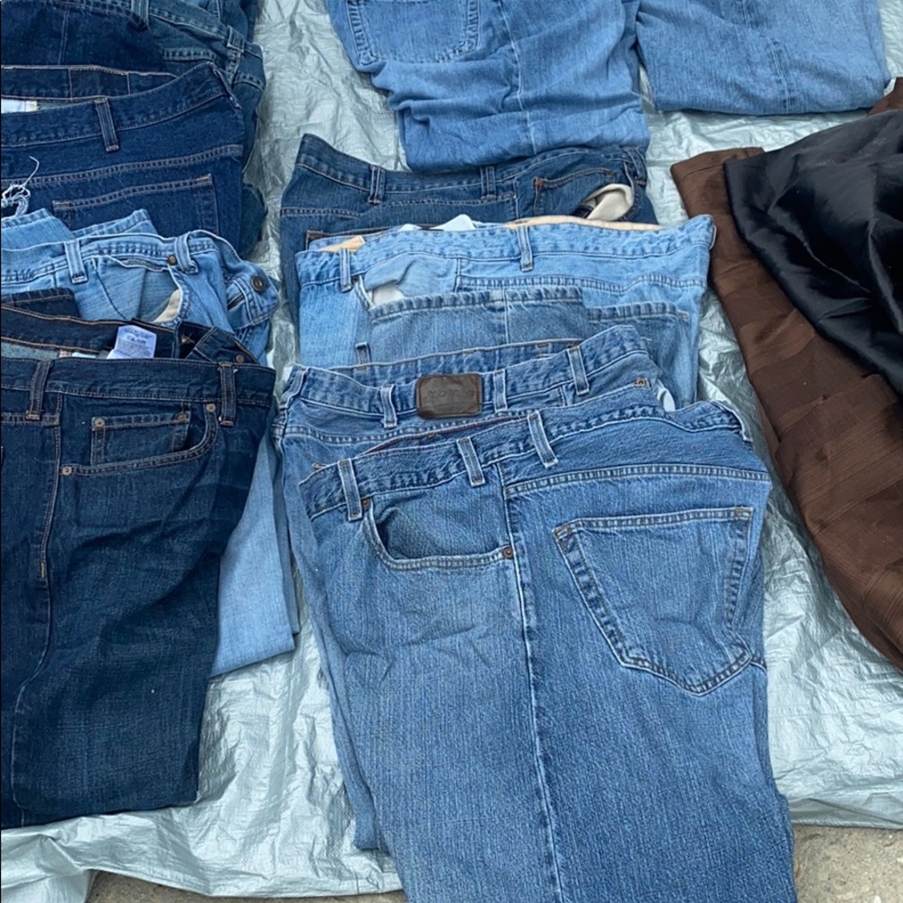 Men’s jeans 44 (2 pair)